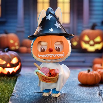 LABUBU Trick-or-Treater Figure